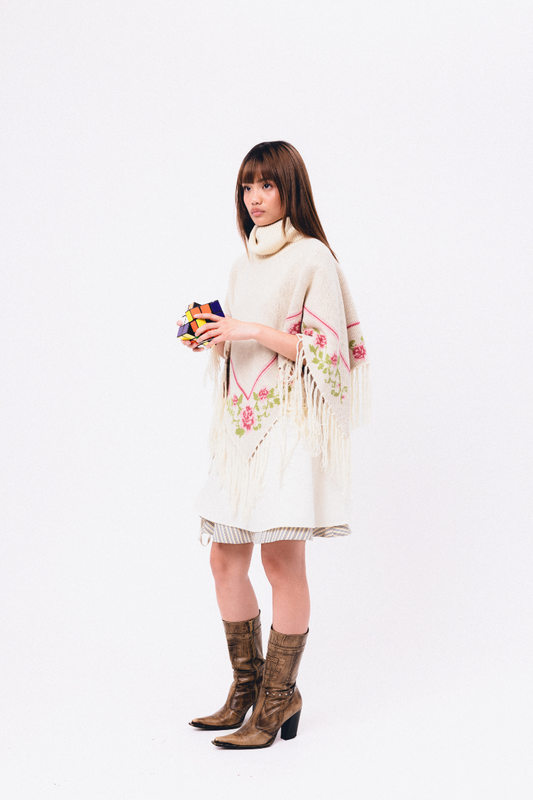 Honeymilk Poncho