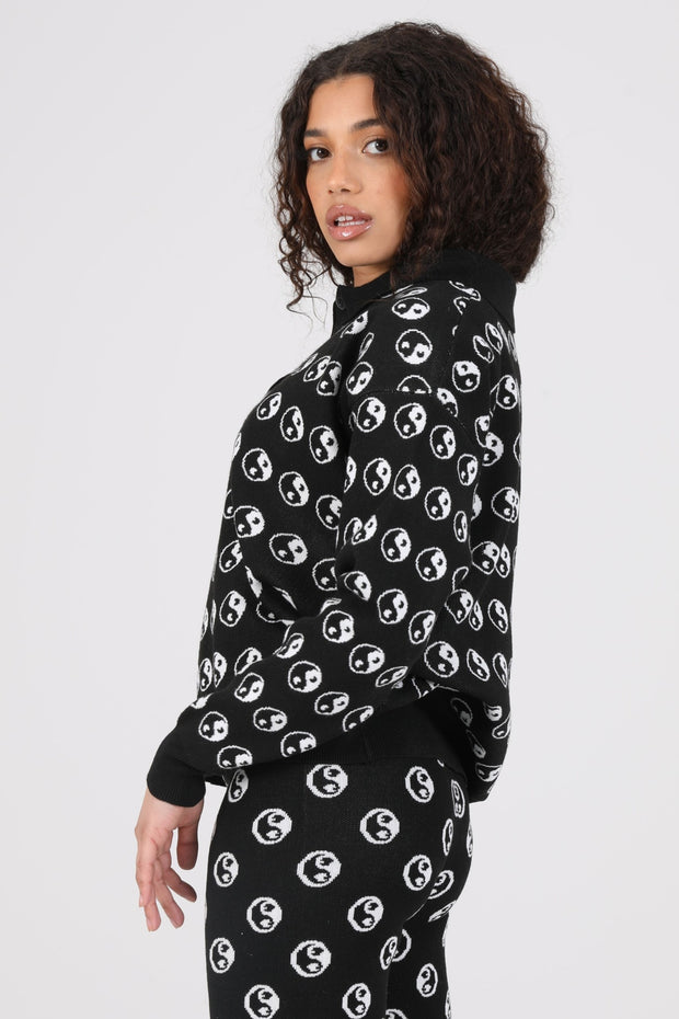 Daisy Street Knitted Yin and Yang Jumper
