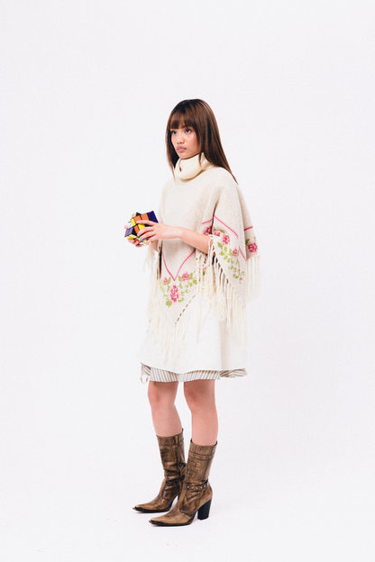 Honeymilk Poncho