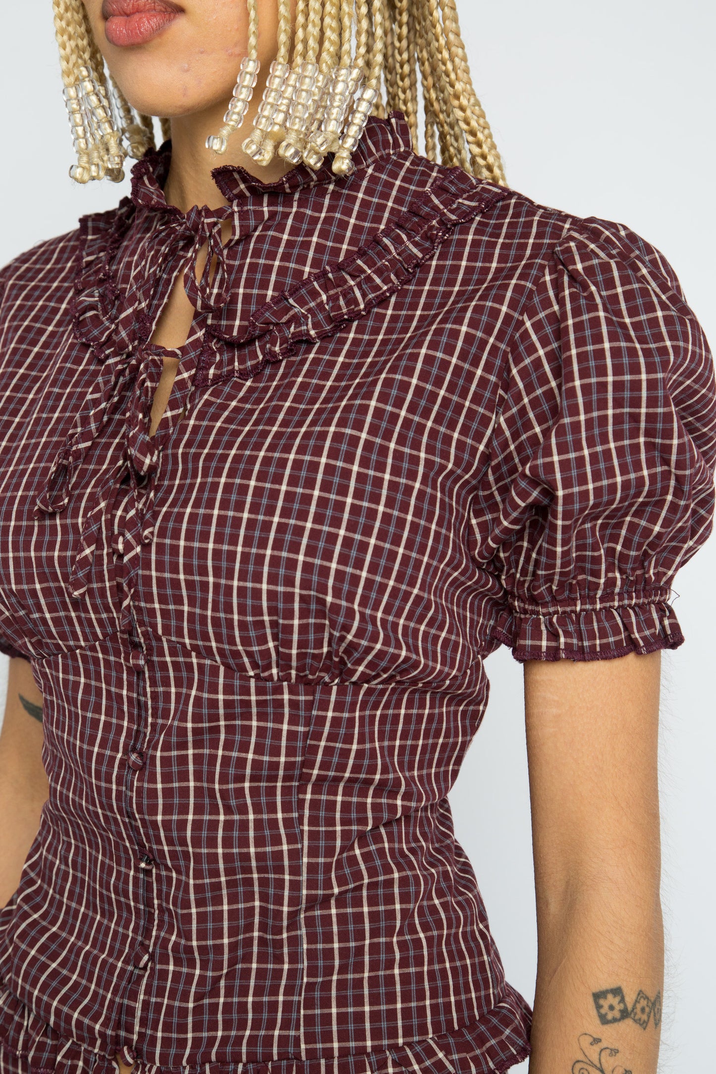 Sloe Check Puff Sleeve Blouse