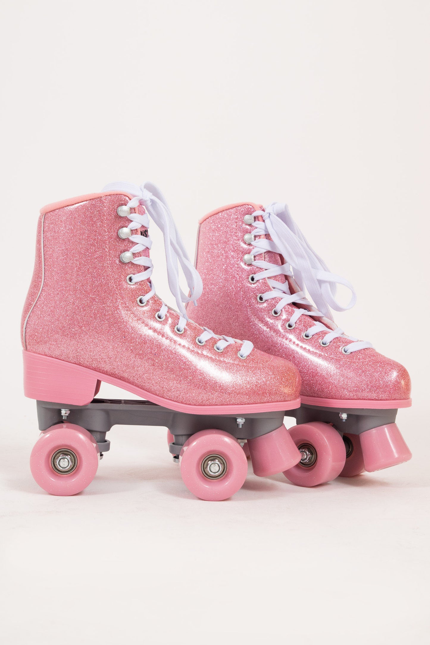 Daisy Street Exclusive Roller Skates in Pink Glitter