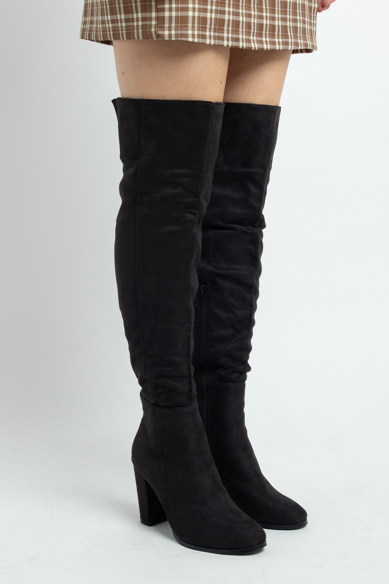 Daisy Street Black Heeled Over the Knee Boots in Faux Suede