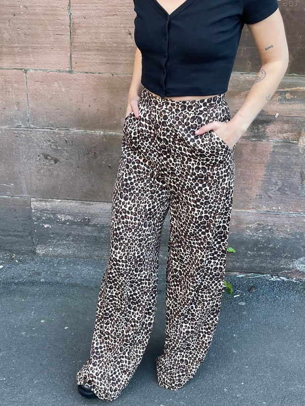 Leopard print sales wide leg pants