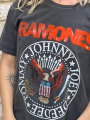 Daisy Street Relaxed T-shirt with Ramones Band Logo Print